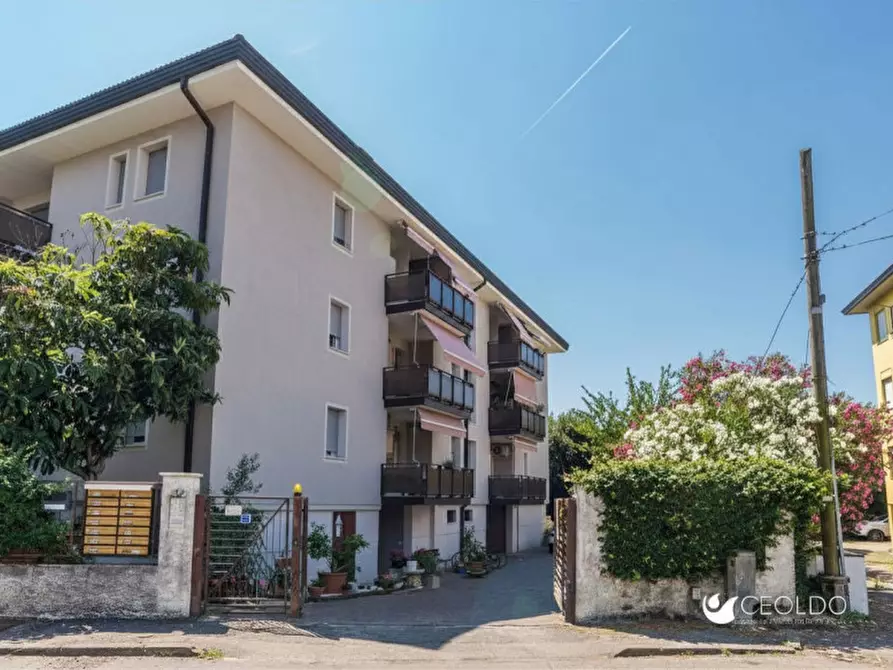 Immagine 31 di Appartamento in vendita  in Via Pietro Maroncelli a Padova