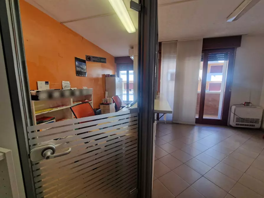 Immagine 8 di Ufficio in affitto  in Via Forno a Selvazzano Dentro