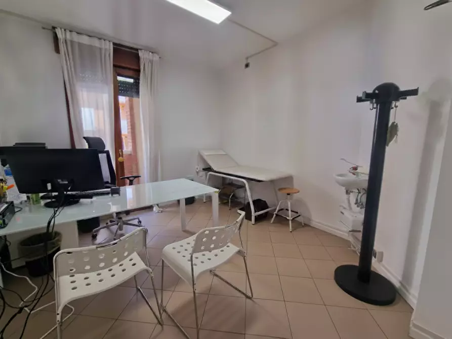 Immagine 13 di Ufficio in affitto  in Via Forno a Selvazzano Dentro