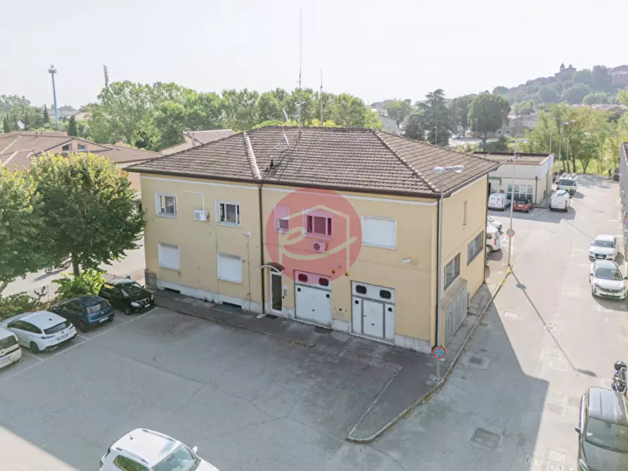 Immagine 5 di Ufficio in vendita  a Santarcangelo Di Romagna