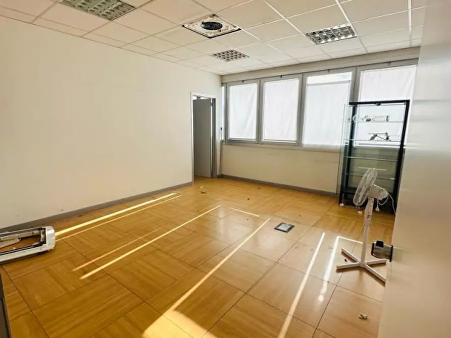Immagine 4 di Ufficio in vendita  in Via Enrico Mattei a Masera' Di Padova