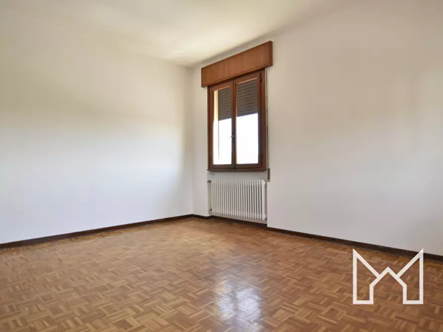 Immagine 11 di Appartamento in vendita  a Bassano Del Grappa