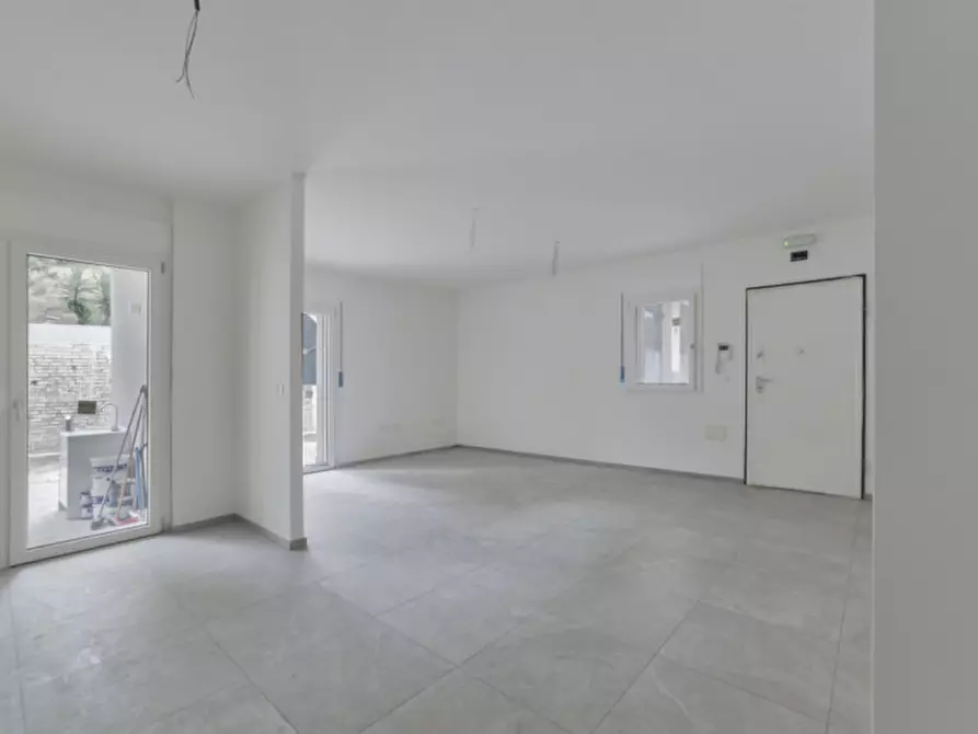 Immagine 3 di Casa bifamiliare in vendita  in Via Dragonara a San Giovanni Teatino