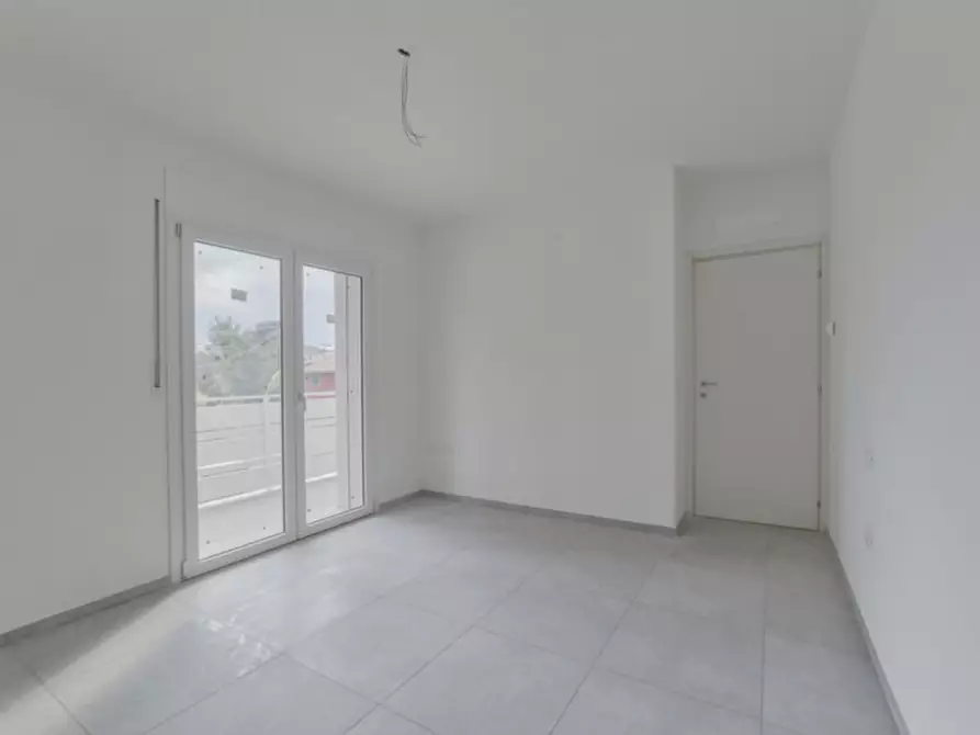 Immagine 75 di Casa bifamiliare in vendita  in Via Dragonara a San Giovanni Teatino