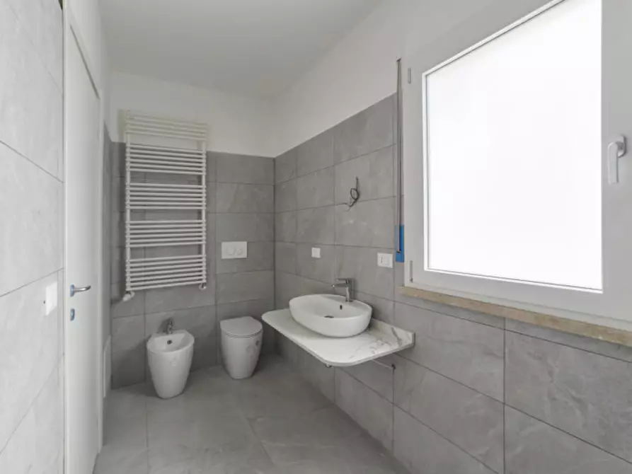 Immagine 79 di Casa bifamiliare in vendita  in Via Dragonara a San Giovanni Teatino