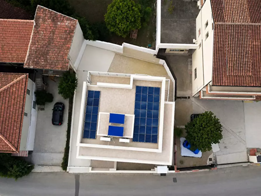 Immagine 107 di Casa bifamiliare in vendita  in Via Dragonara a San Giovanni Teatino
