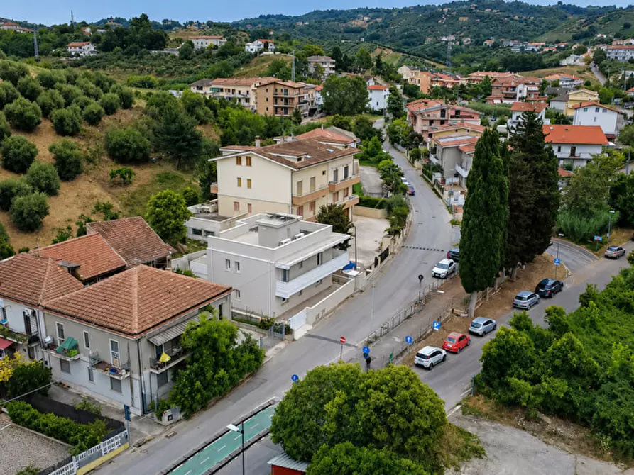 Immagine 108 di Casa bifamiliare in vendita  in Via Dragonara a San Giovanni Teatino
