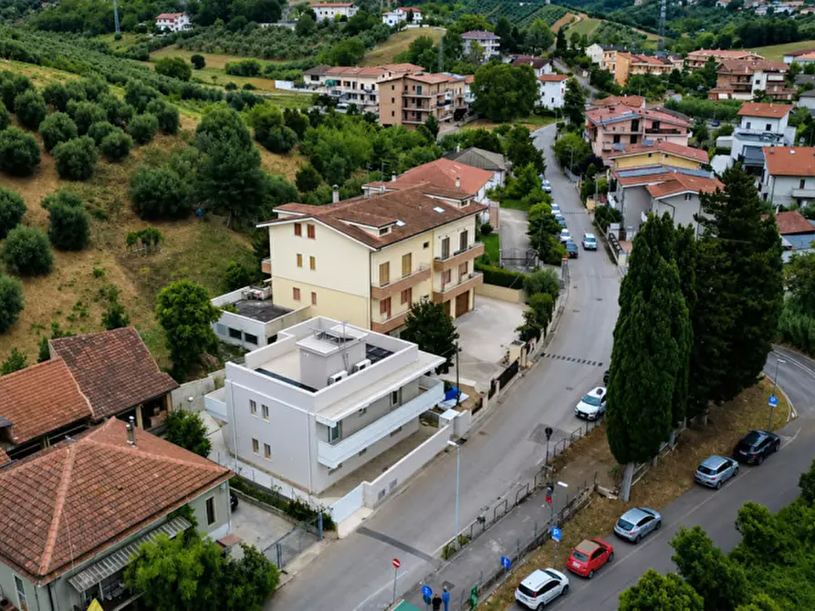Immagine 112 di Casa bifamiliare in vendita  in Via Dragonara a San Giovanni Teatino