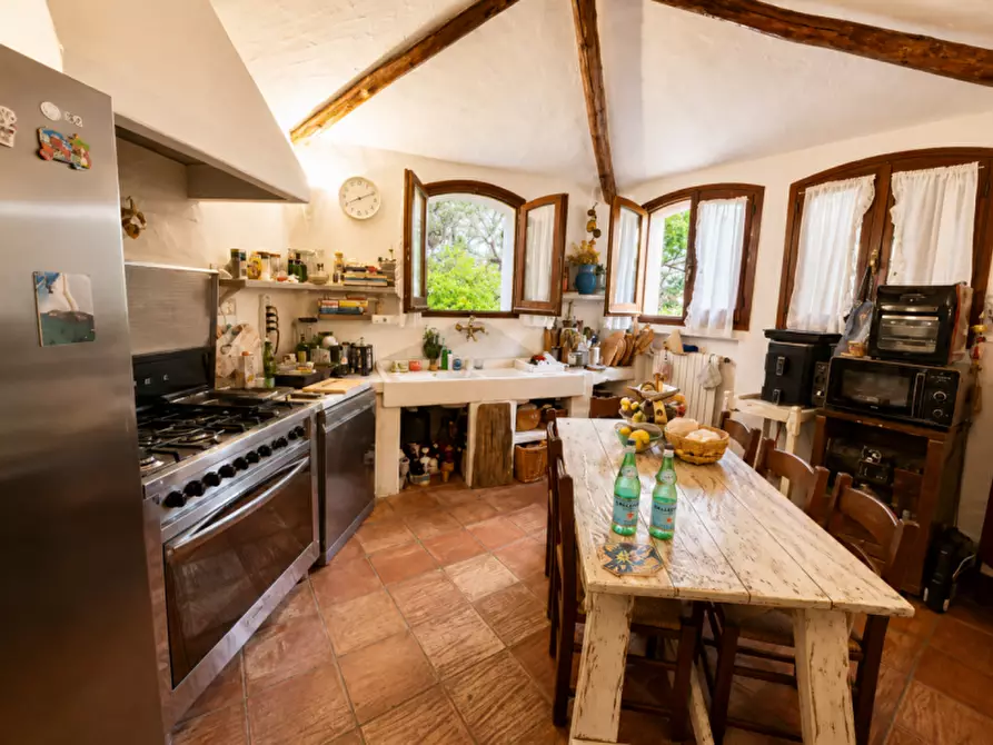 Immagine 8 di Villa in vendita  a Arzachena