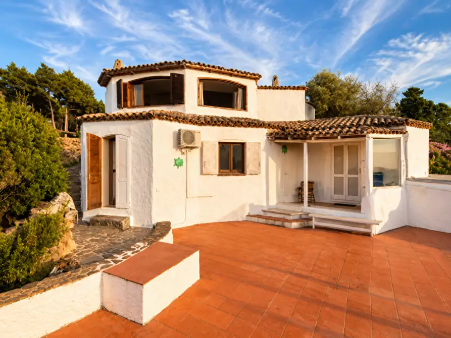 Immagine 12 di Villa in vendita  a Arzachena