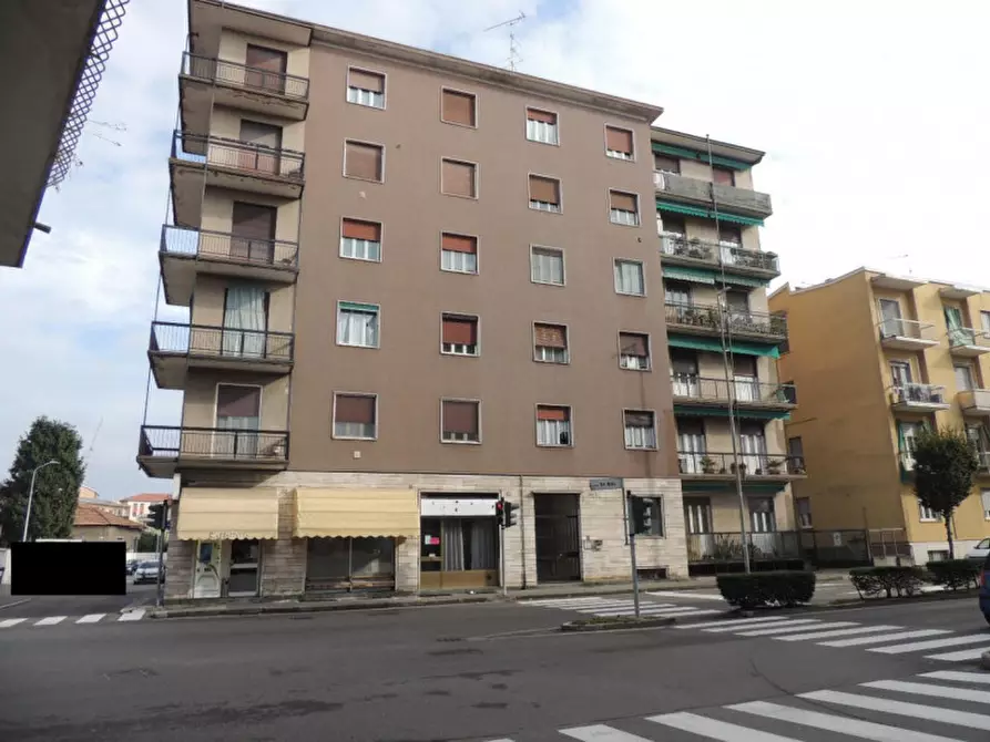 Immagine 2 di Appartamento in vendita  in Viale dei Mille, 75, 27029 Vigevano PV, Italia a Vigevano