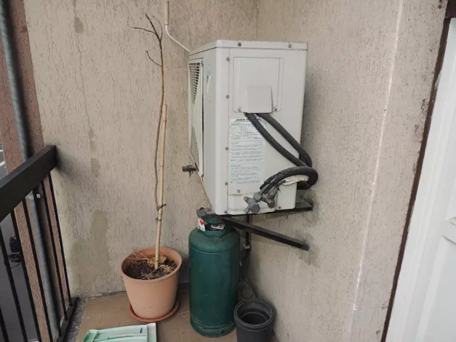 Immagine 6 di Appartamento in vendita  in Viale dei Mille, 75, 27029 Vigevano PV, Italia a Vigevano