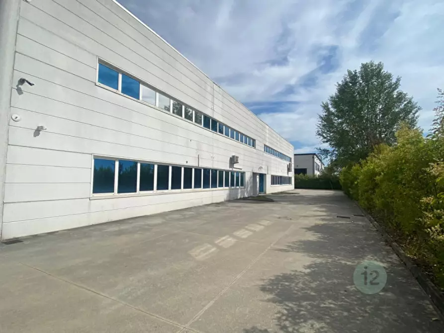 Immagine 2 di Capannone industriale in affitto  in Via dei Barrocciai 16 a Carpi
