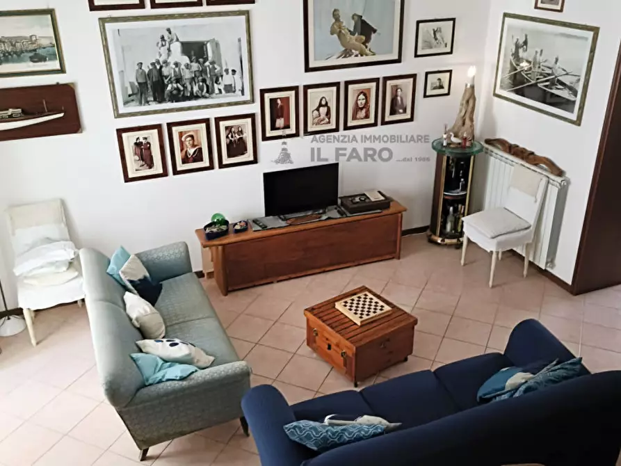 Immagine 3 di Appartamento in vendita  in Via XX Settembre a La Maddalena