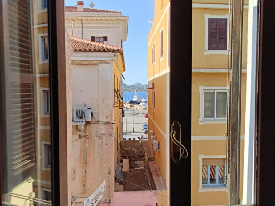 Immagine 7 di Appartamento in vendita  in Via XX Settembre a La Maddalena