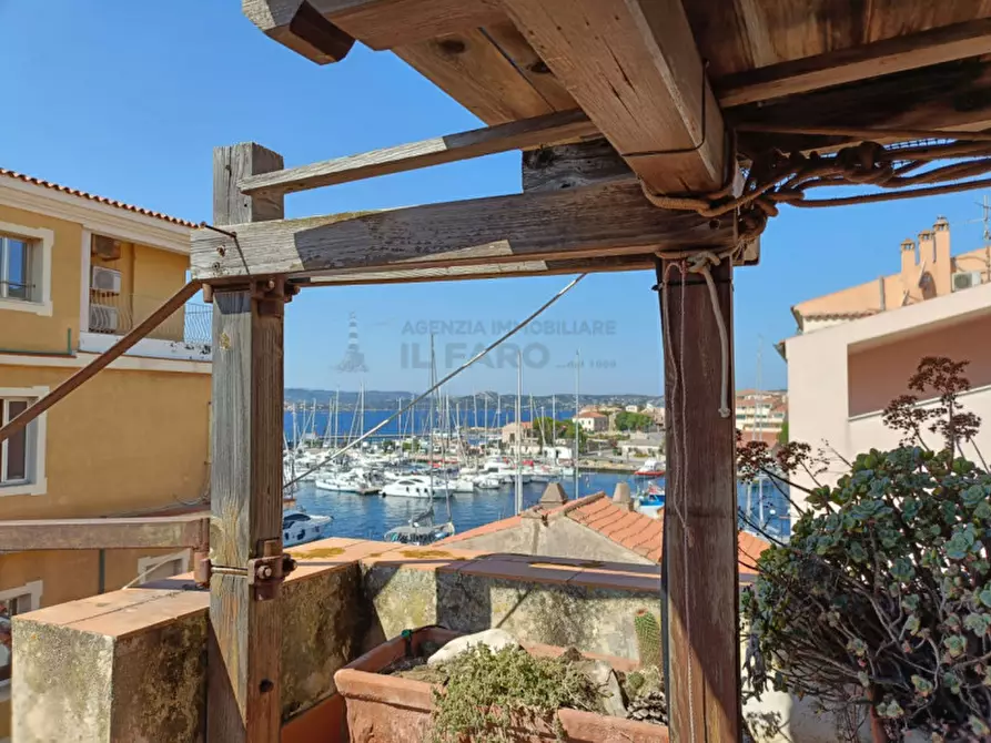 Immagine 18 di Appartamento in vendita  in Via XX Settembre a La Maddalena