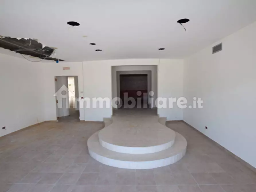 Immagine 12 di Ufficio in affitto  in Strada Statale 5 Via Tiburtina Valeria a Scurcola Marsicana