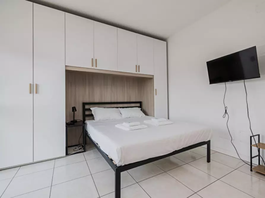 Immagine 7 di Appartamento in affitto  in Via Enrico Cosenz, 54 a Milano