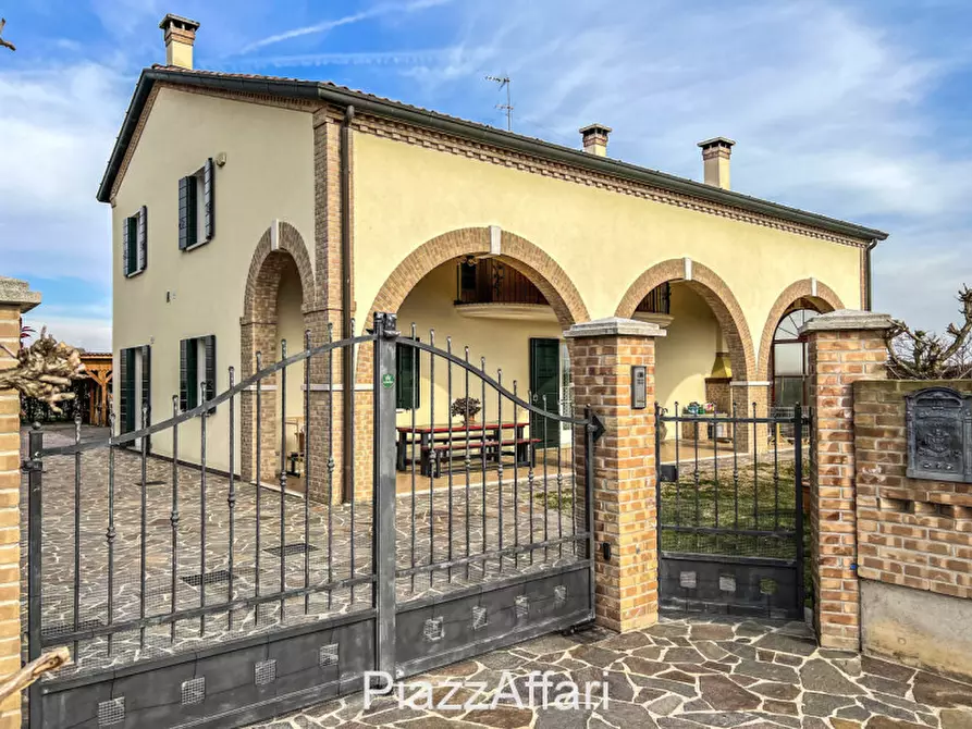 Immagine 2 di Villa in vendita  in Codevigo a Codevigo
