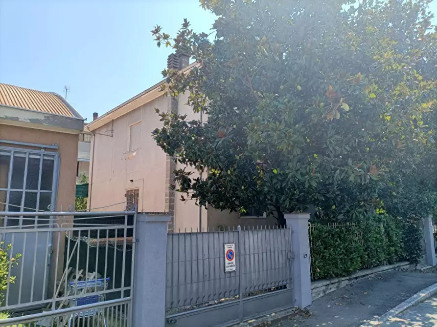 Immagine 1 di Camera in affitto  in Via Icilio Guareschi, 4 a Parma