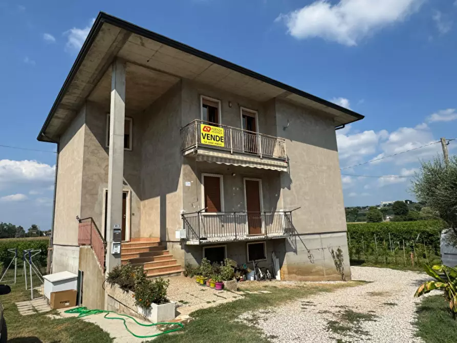 Immagine 13 di Appartamento in vendita  in Via Casa Velo a Sarego