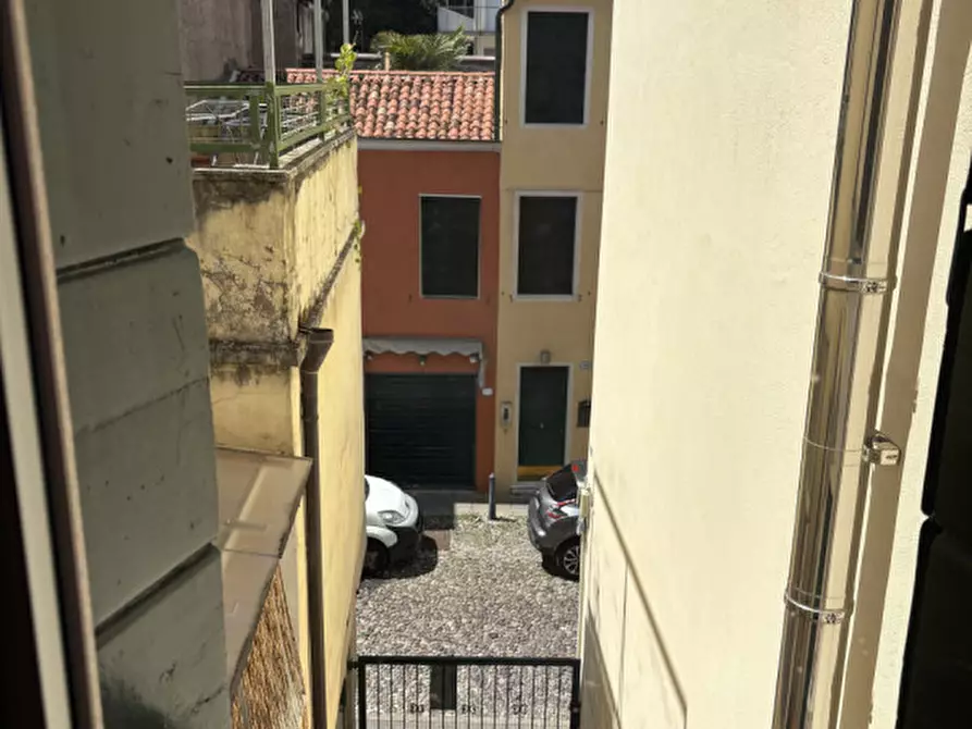 Immagine 4 di Appartamento in affitto  in Via Roma a Padova