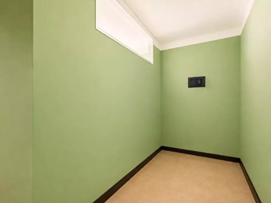 Immagine 4 di Ufficio in vendita  in Via Marco Polo a Bientina