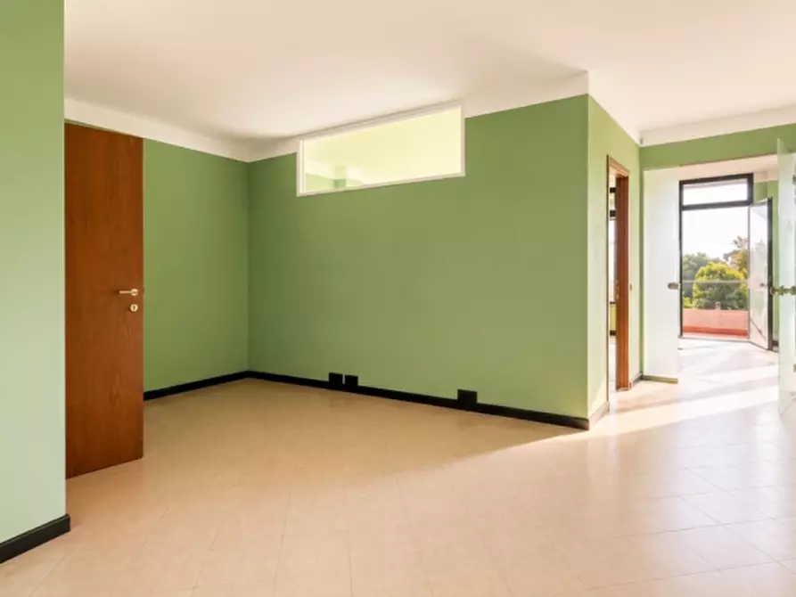 Immagine 11 di Ufficio in vendita  in Via Marco Polo a Bientina