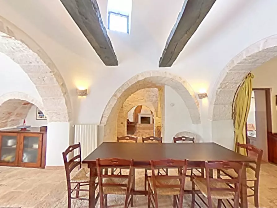 Immagine 38 di Rustico / casale in vendita  in Cerrosa a Locorotondo