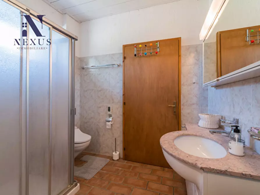 Immagine 17 di Villa in vendita  in vallone a Senigallia