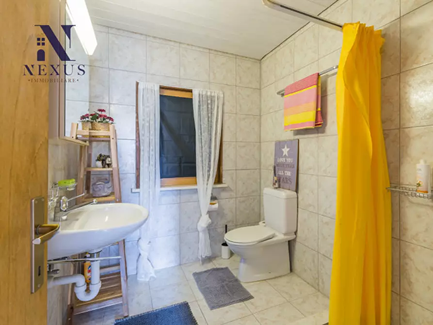 Immagine 19 di Villa in vendita  in vallone a Senigallia