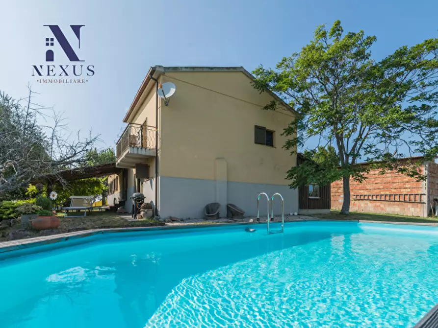 Immagine 36 di Villa in vendita  in vallone a Senigallia