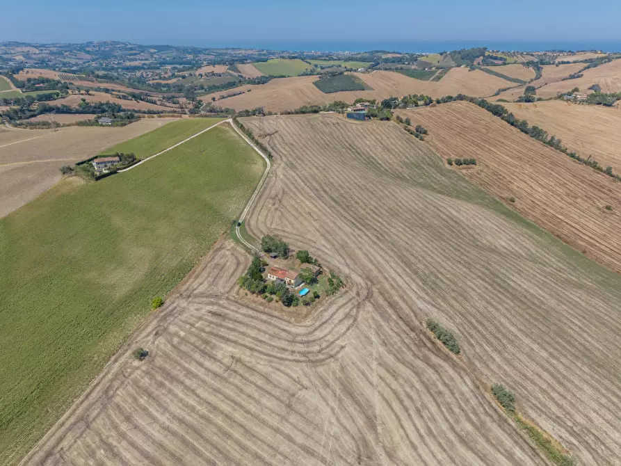 Immagine 51 di Villa in vendita  in vallone a Senigallia