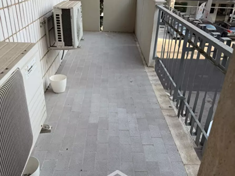 Immagine 26 di Ufficio in vendita  in VIALE DELLA LIBERTA' 68 a Lecce