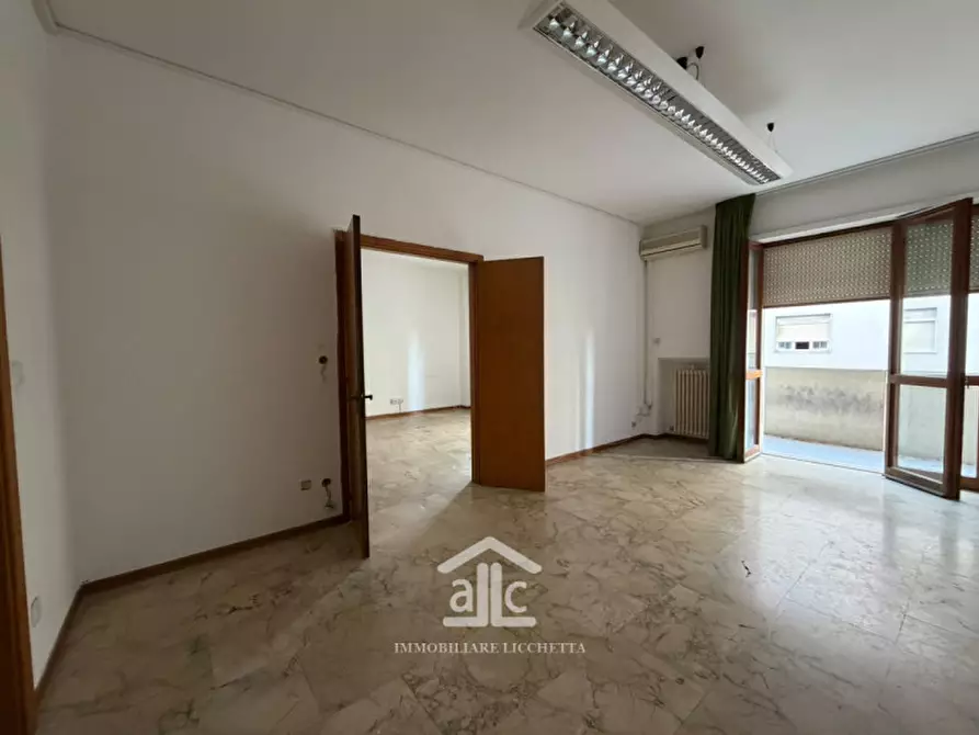 Immagine 34 di Ufficio in vendita  in VIALE DELLA LIBERTA' 68 a Lecce