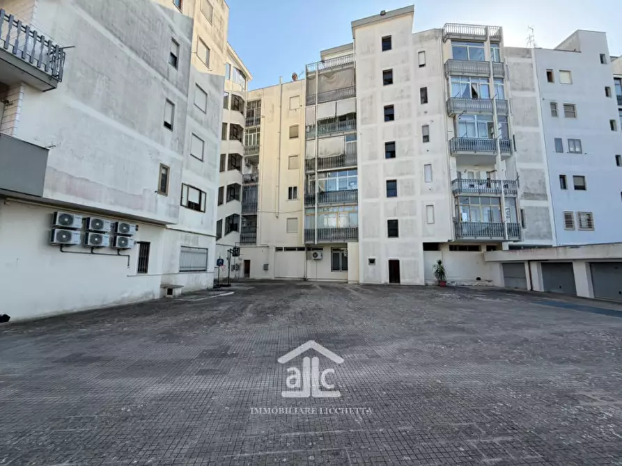 Immagine 45 di Ufficio in vendita  in VIALE DELLA LIBERTA' 68 a Lecce