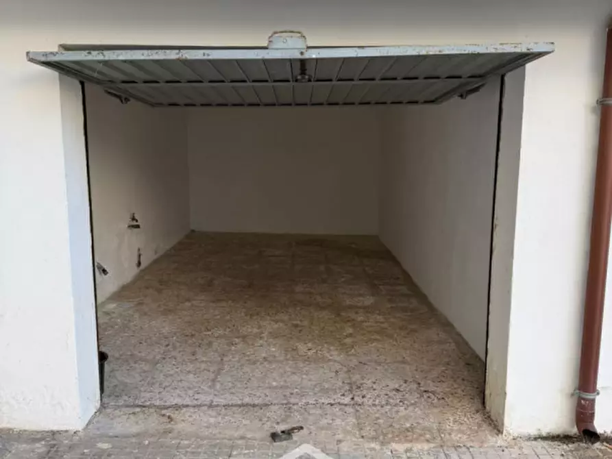 Immagine 47 di Ufficio in vendita  in VIALE DELLA LIBERTA' 68 a Lecce