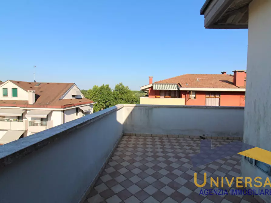 Immagine 22 di Attico in vendita  in Via Aristide Tentori a Camposampiero