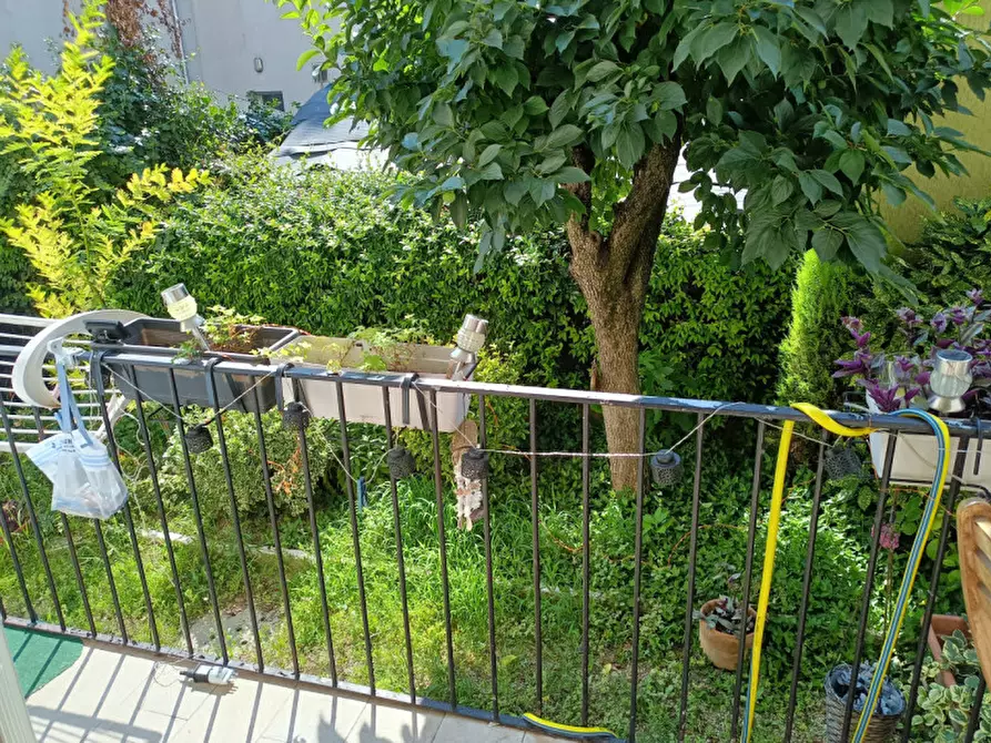 Immagine 9 di Appartamento in vendita  in via delle rose a Padova