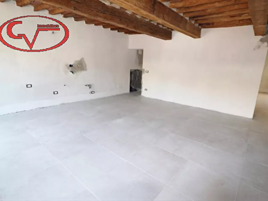 Immagine 3 di Appartamento in vendita  in via aretina a Montevarchi