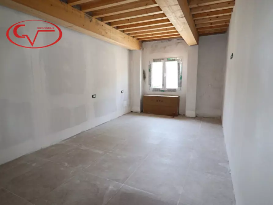 Immagine 12 di Appartamento in vendita  in via aretina a Montevarchi
