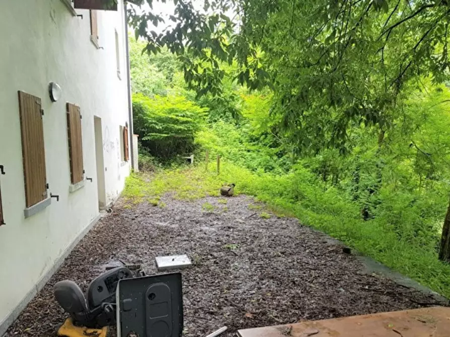 Immagine 4 di Palazzo in vendita  in Località Castello, 7, 22020 Laino CO, Italia a Laino