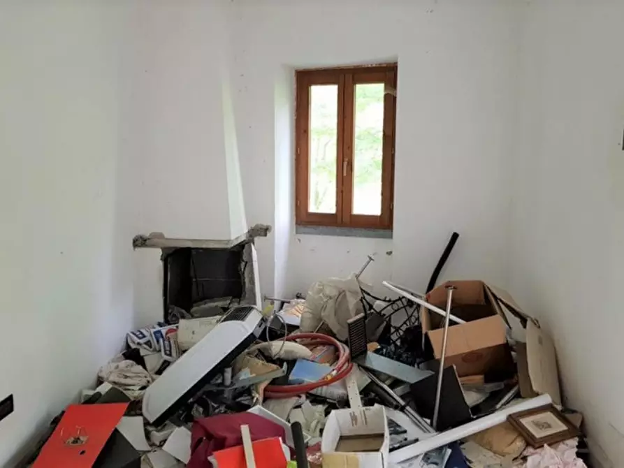 Immagine 12 di Palazzo in vendita  in Località Castello, 7, 22020 Laino CO, Italia a Laino