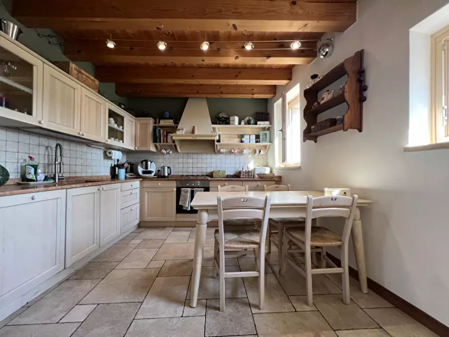 Immagine 6 di Rustico / casale in vendita  in via dei ciliegi a Mezzane Di Sotto