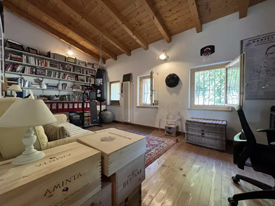 Immagine 37 di Rustico / casale in vendita  in via dei ciliegi a Mezzane Di Sotto