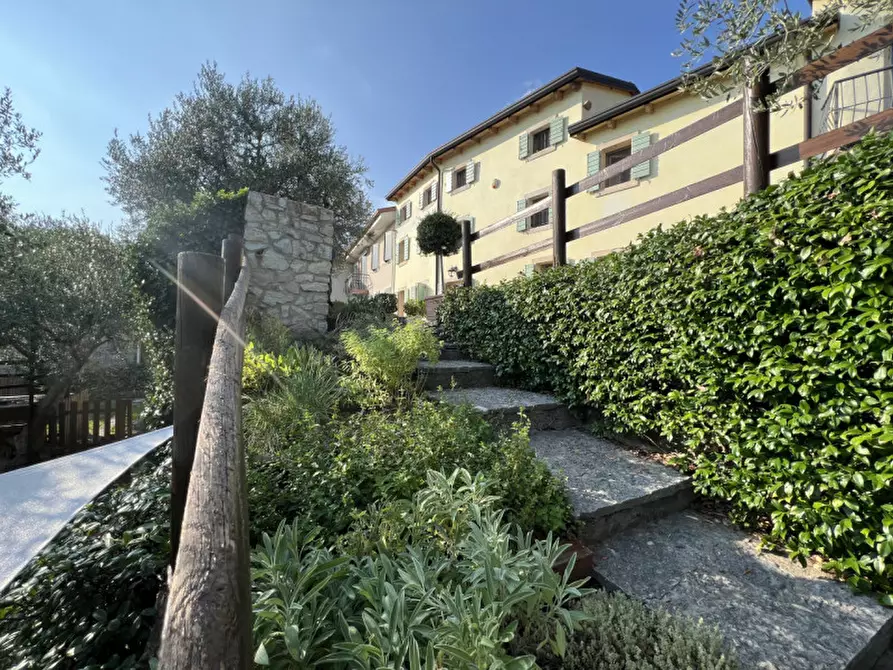 Immagine 52 di Rustico / casale in vendita  in via dei ciliegi a Mezzane Di Sotto