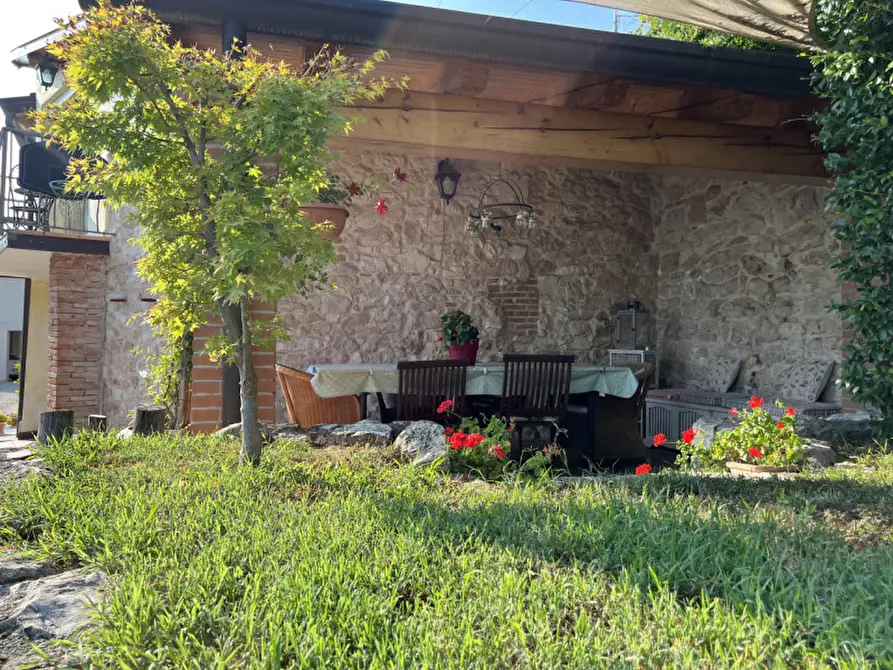 Immagine 57 di Rustico / casale in vendita  in via dei ciliegi a Mezzane Di Sotto