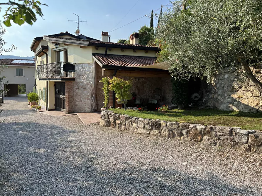 Immagine 59 di Rustico / casale in vendita  in via dei ciliegi a Mezzane Di Sotto
