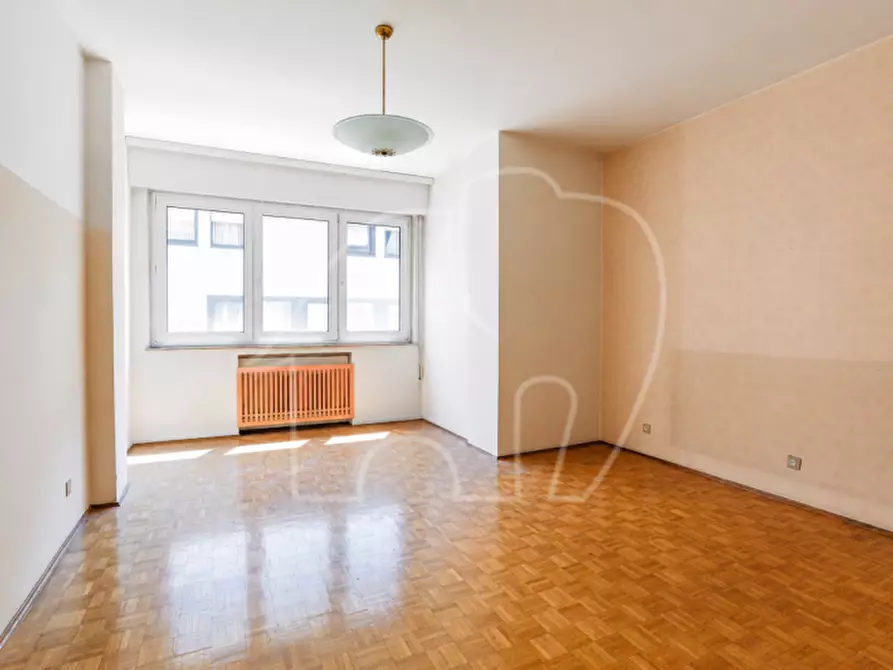 Immagine 2 di Appartamento in vendita  in via carducci a Bolzano