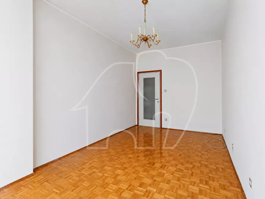 Immagine 5 di Appartamento in vendita  in via carducci a Bolzano